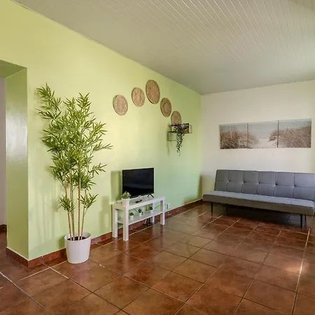 #332 Brito Lima By Holidays Apartamento *