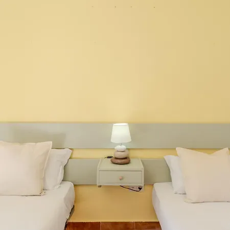 #332 Brito Lima By Holidays Apartamento Paderne (Faro)