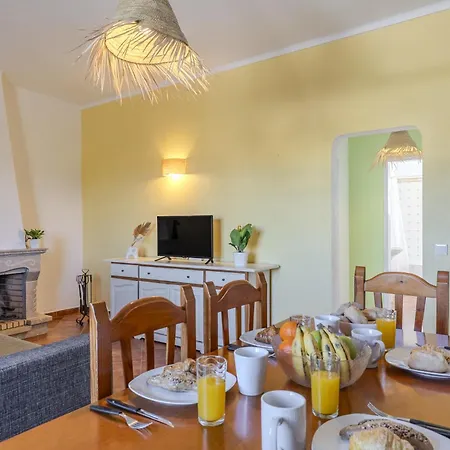 #332 Brito Lima By Holidays Apartamento Paderne (Faro)
