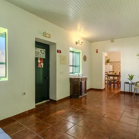 #332 Brito Lima By Holidays Apartamento *